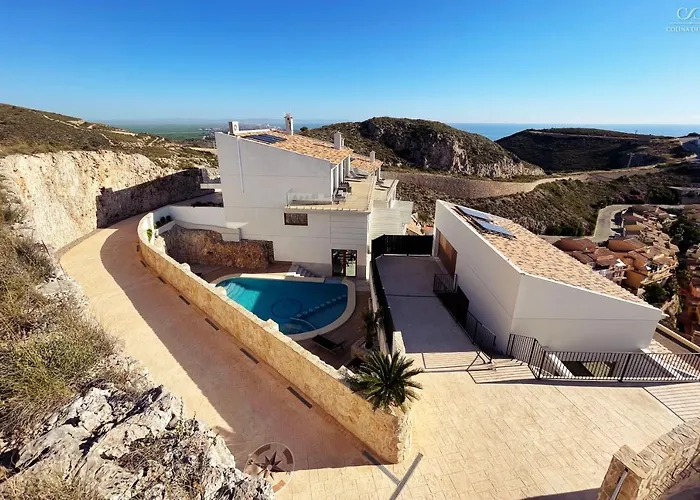 Colina Del Sol - Sol Villa *
